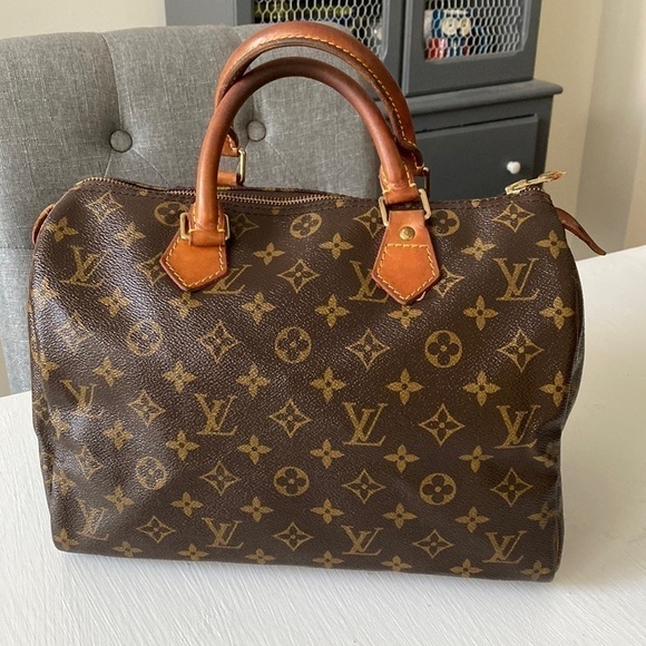 Louis Vuitton Monogram Speedy 30 - Picture 1 of 17